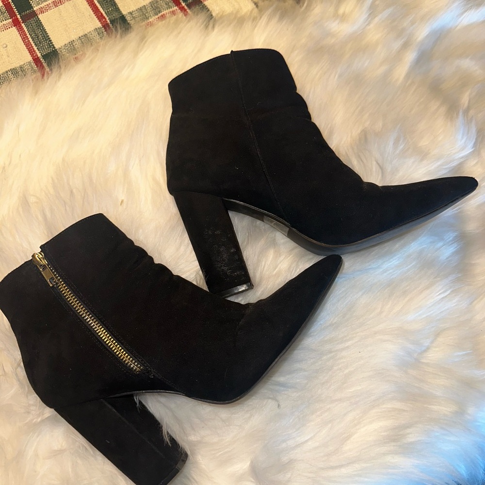 Pointed booties - Picture 2 of 5
